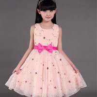 ชุดเดรสเด็กผู้หญิง สีชมพู ลายดอกไม้