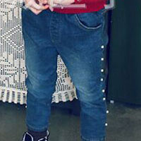 กางเกงยีนส์เด็กผู้หญิง ติดมุกด้านข้าง