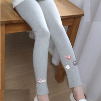 เลกกิ้งเด็กผู้หญิง สีเทา ลายดอกไม้ ติดโบว์