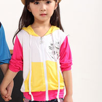 เสื้อกันหนาวเด็ก สีขาว แขนสีชมพู ฮู้ดสีเหลือง